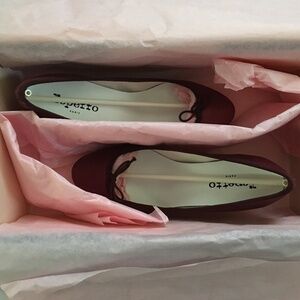Brand New Burgundy Repetto Kitten Heels